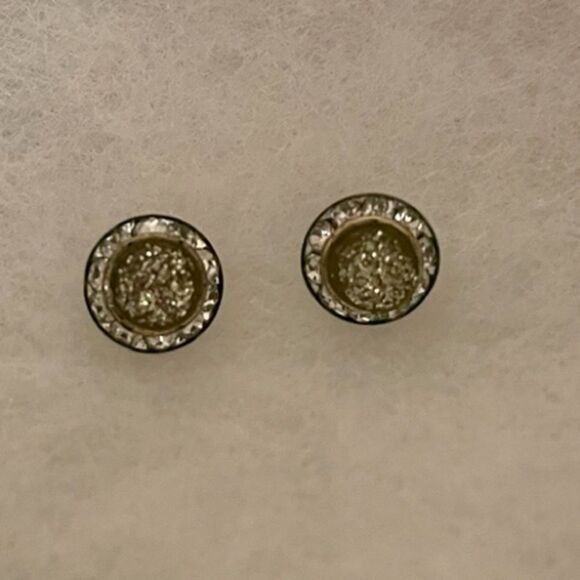 Beautiful earrings - Picture 5 of 5